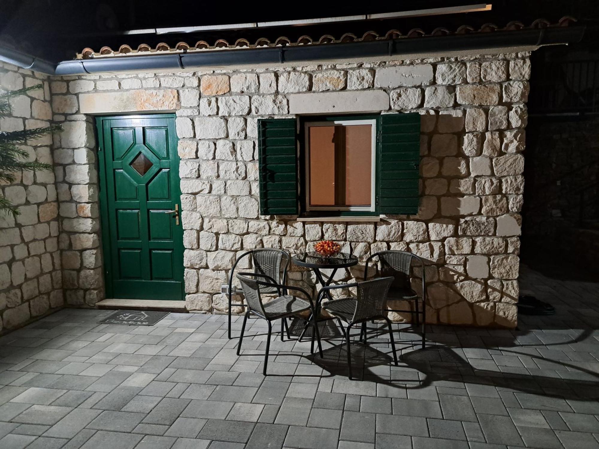 Normabella Holiday Home Tugare Εξωτερικό φωτογραφία