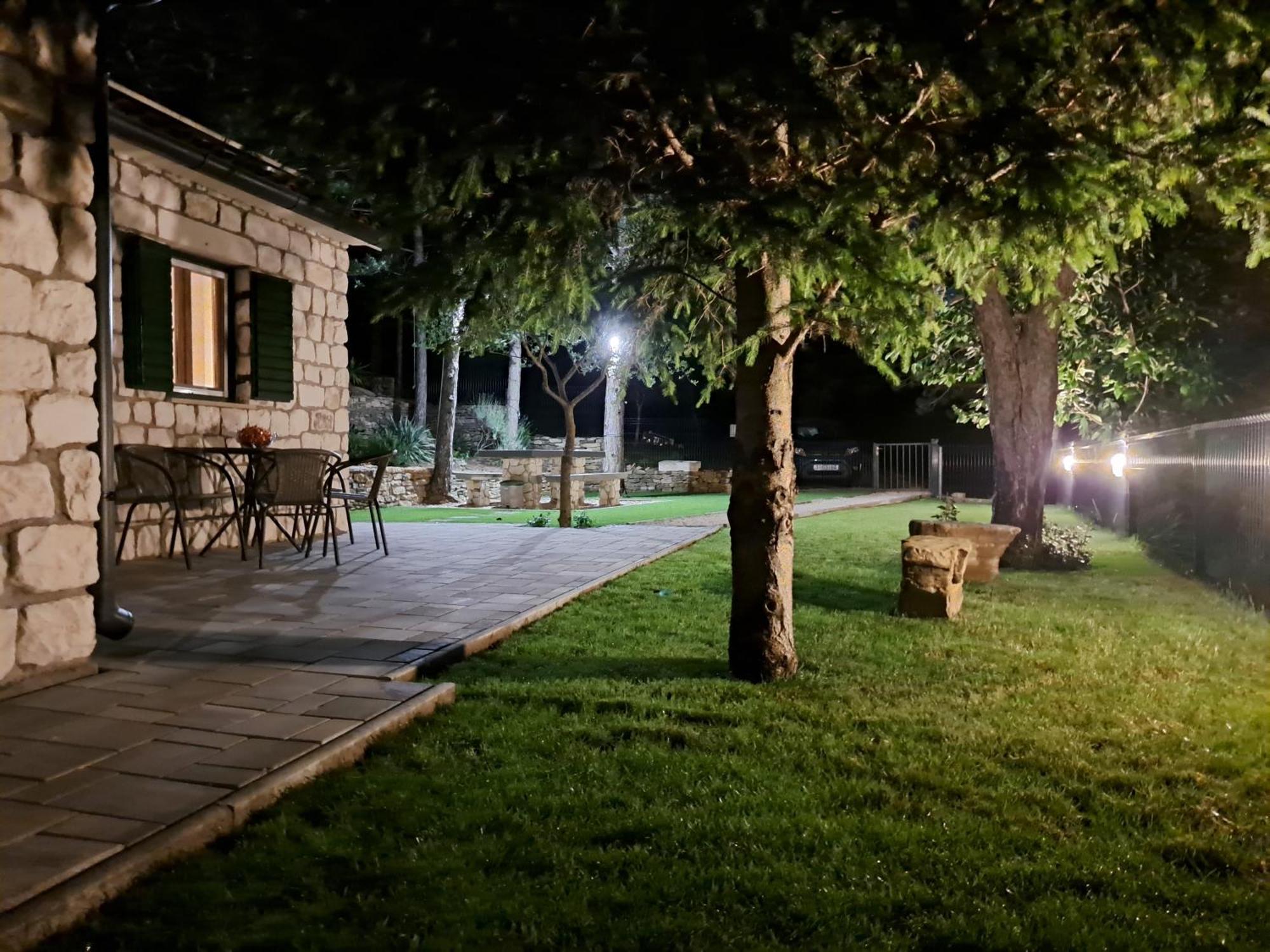 Normabella Holiday Home Tugare Εξωτερικό φωτογραφία