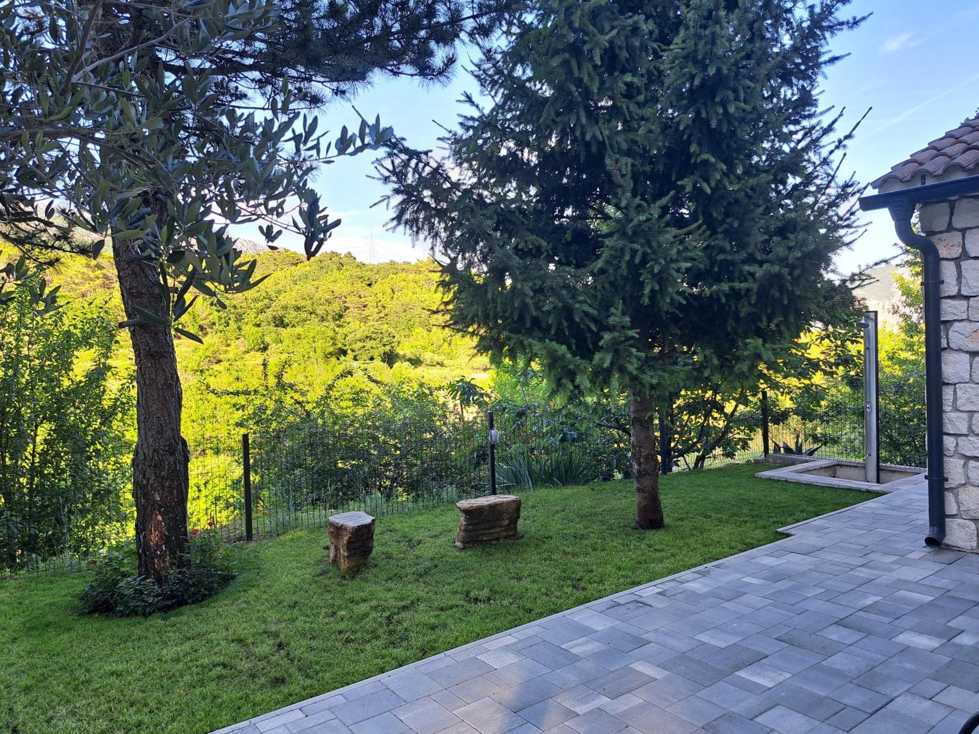 Normabella Holiday Home Tugare Εξωτερικό φωτογραφία