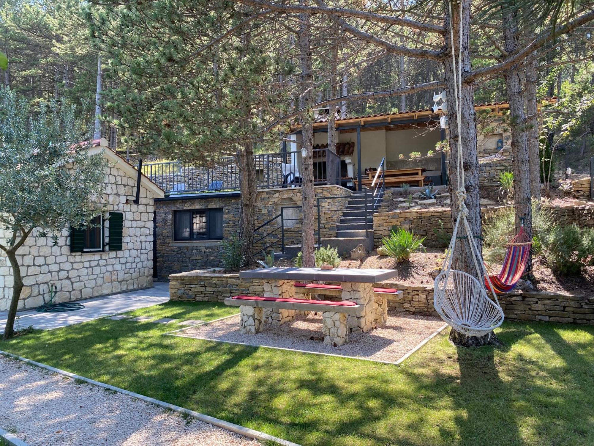 Normabella Holiday Home Tugare Εξωτερικό φωτογραφία